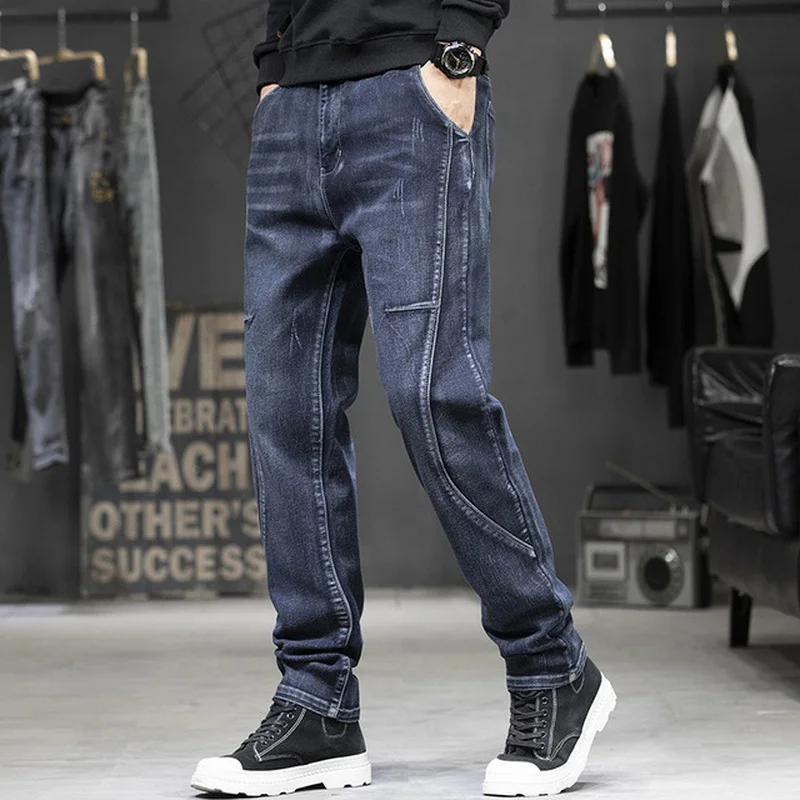 Рисунок 4 - Джинсы мужские свободные с вышивкой