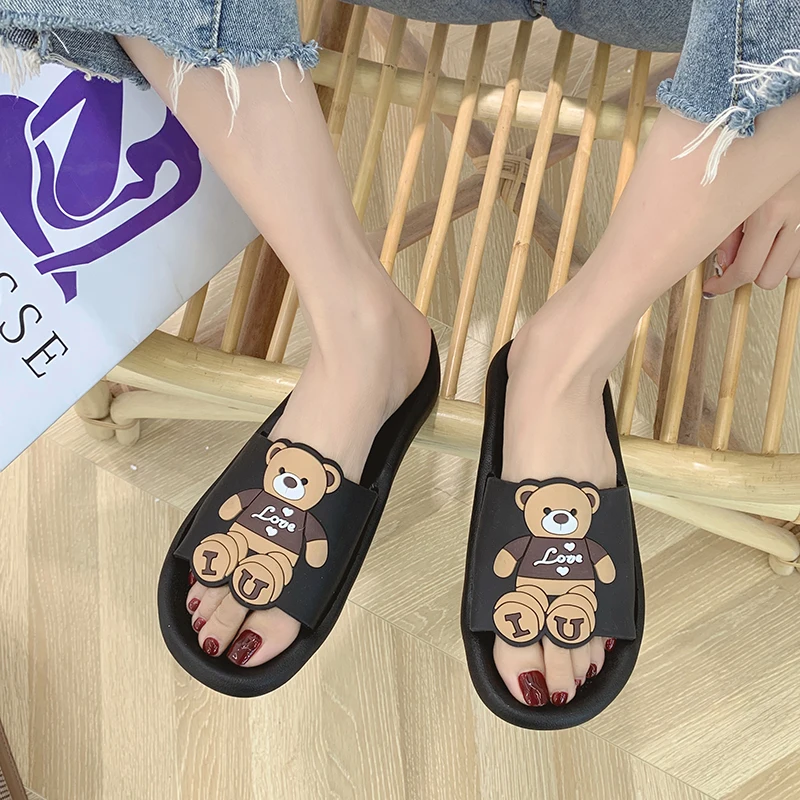 

Home Slippers Women's Shoes Pantofle Low Luxury Slides Massage Soft 2021 Flat Designer Summer Rubber PU Rome Low Shoes Slippers