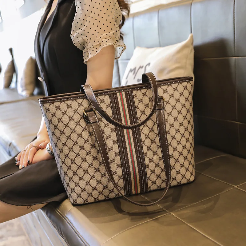 

Women's Handbags