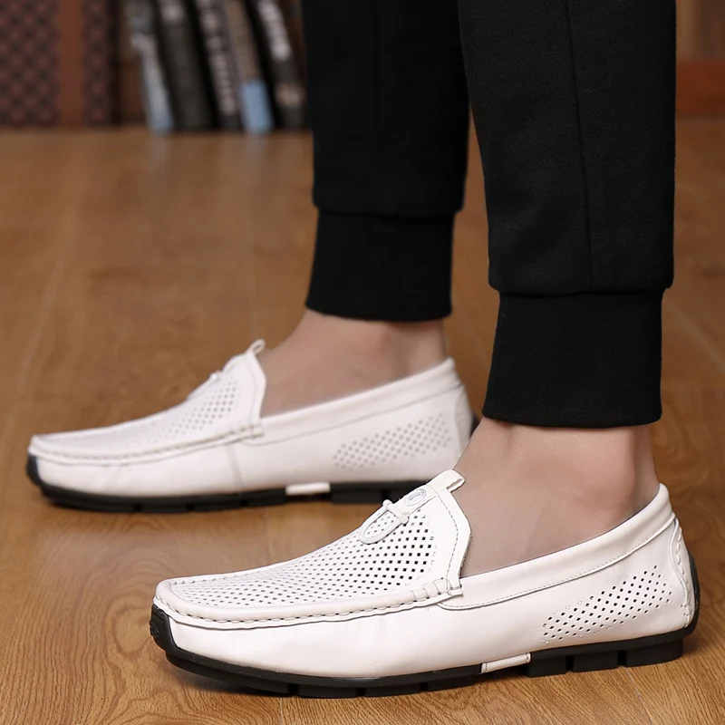 

Mens Loafers Moccasins Breathable Slip on Driving Shoes Genuine Leather Men Casual Shoes Luxury Summer flats shoes outdoor