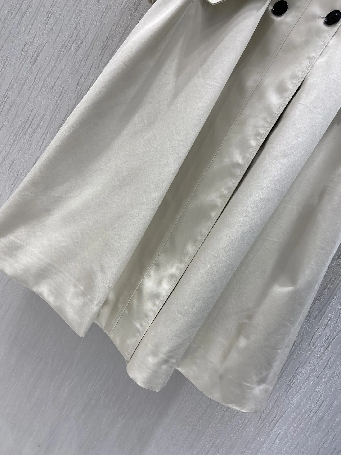 

2021 new ladies high-quality fashion long-sleeved lapel solid color double-breasted elastic waist mid-length trench coat 0308