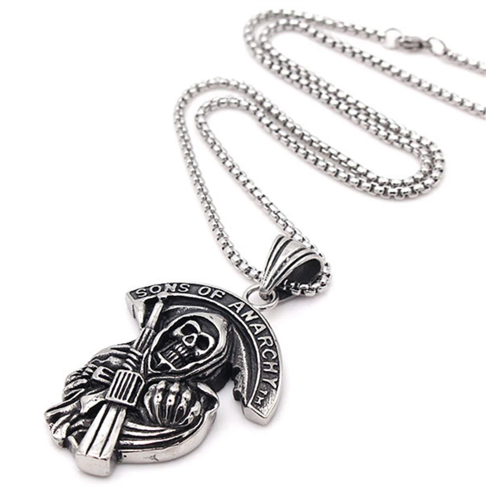 

2021 New Fashion Exquisite Ghost Skull Pendant Necklace Personality Men's Sickle Ornaments Street Party Skull Necklace Jewelry