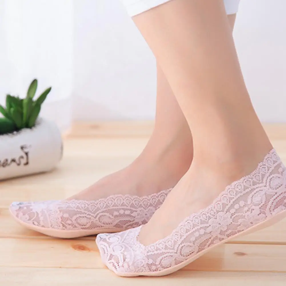 Женские хлопковые кружевные нескользящие носки с невидимой подкладкой удобные