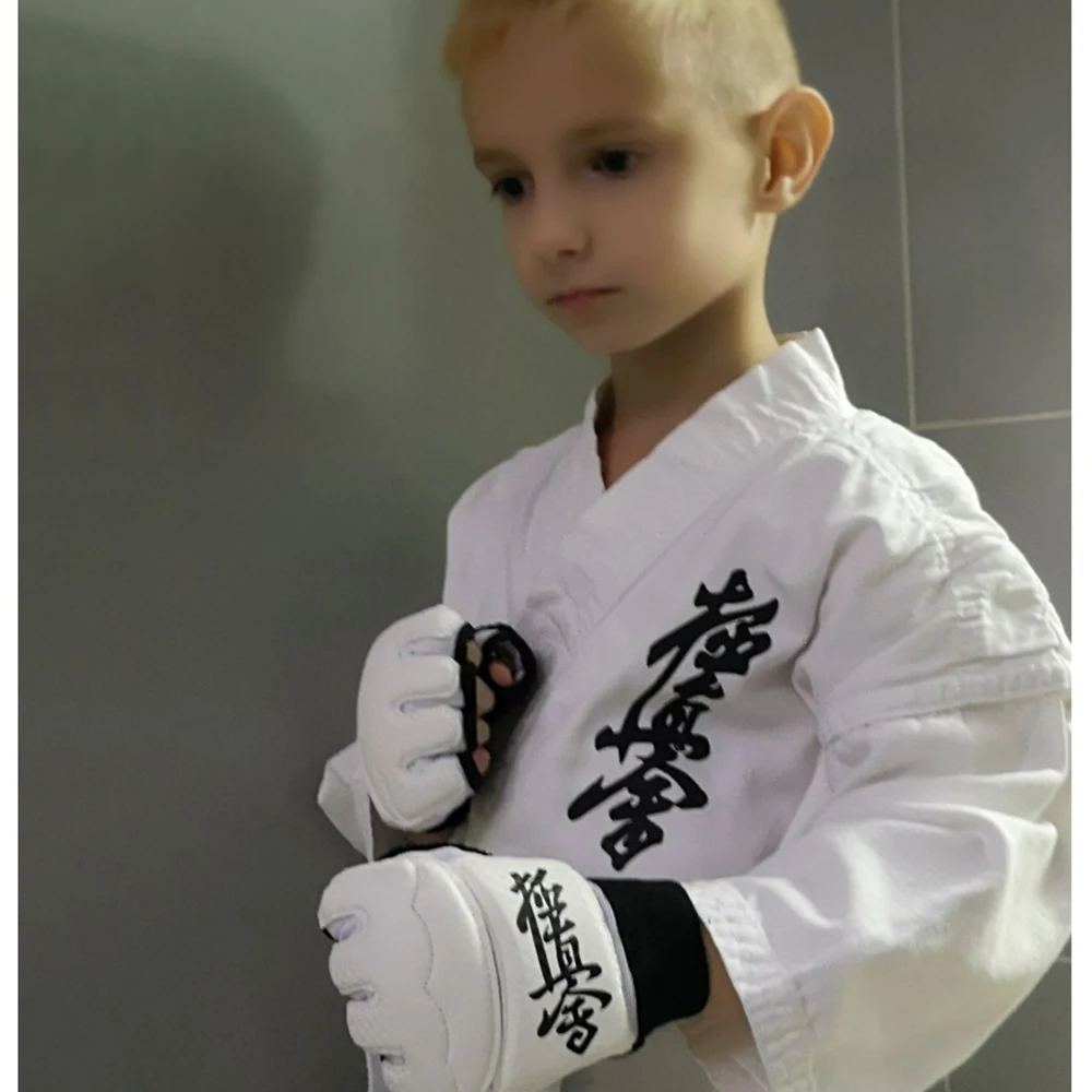 Каратэ перчатки Kyokushin протектор Боевые руки искусства Спорт рука гвардии Хлопок