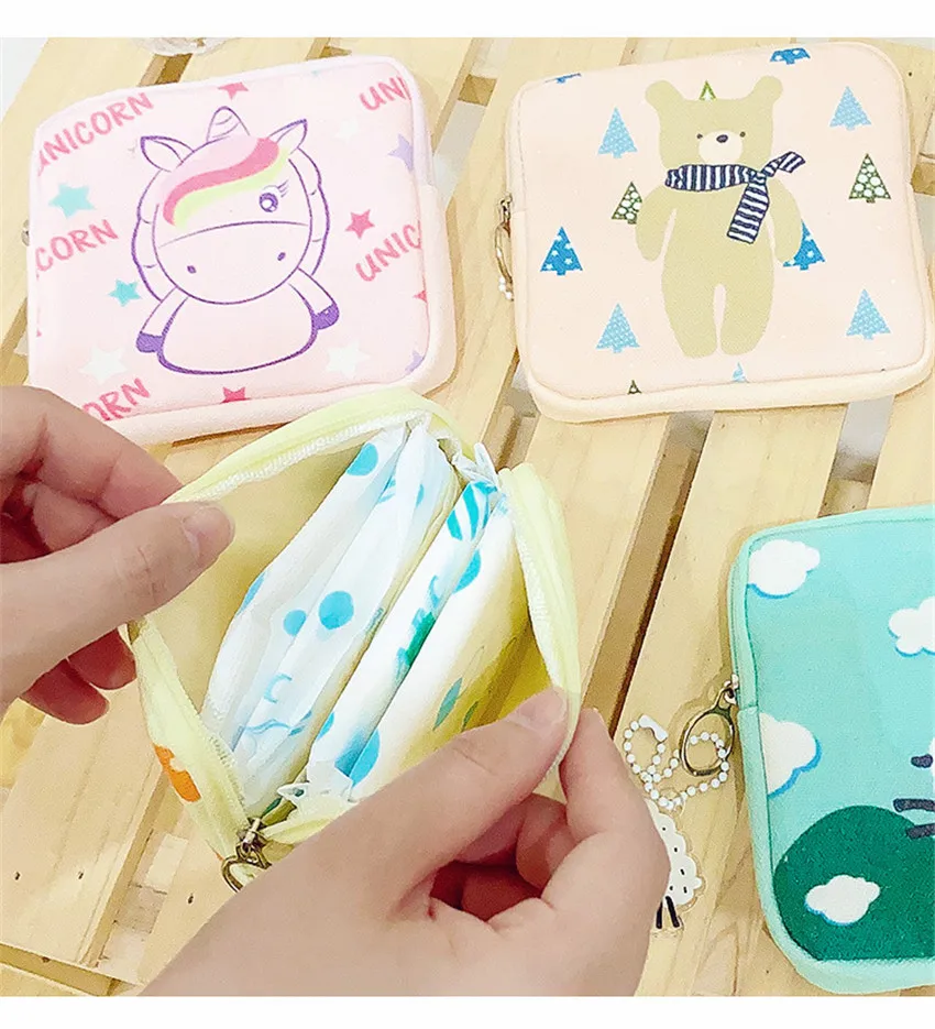 

Women Kawaii Tampon Storage Bag Cute Sanitary Pad Pouch Portable Makeup Lipstick Key Earphone Data Cables Organizer Daisy Bag