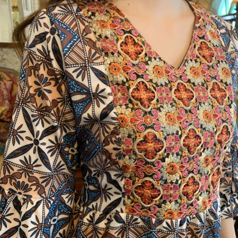 

2020 summer womenswear Bohemian tourism beach dress retro print gauze patchwork embroidery long style dress Korean version dress