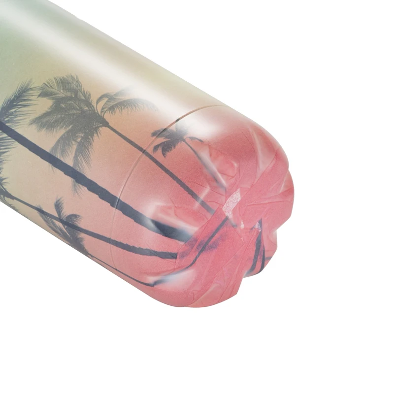 Бутылка для воды с логотипом на заказ изолированная чашка из нержавеющей стали