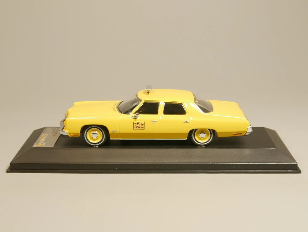 Премиум X 1:43 Chevrolet Bel Air Нью-Йорк Такси 1973 литая модель автомобиля