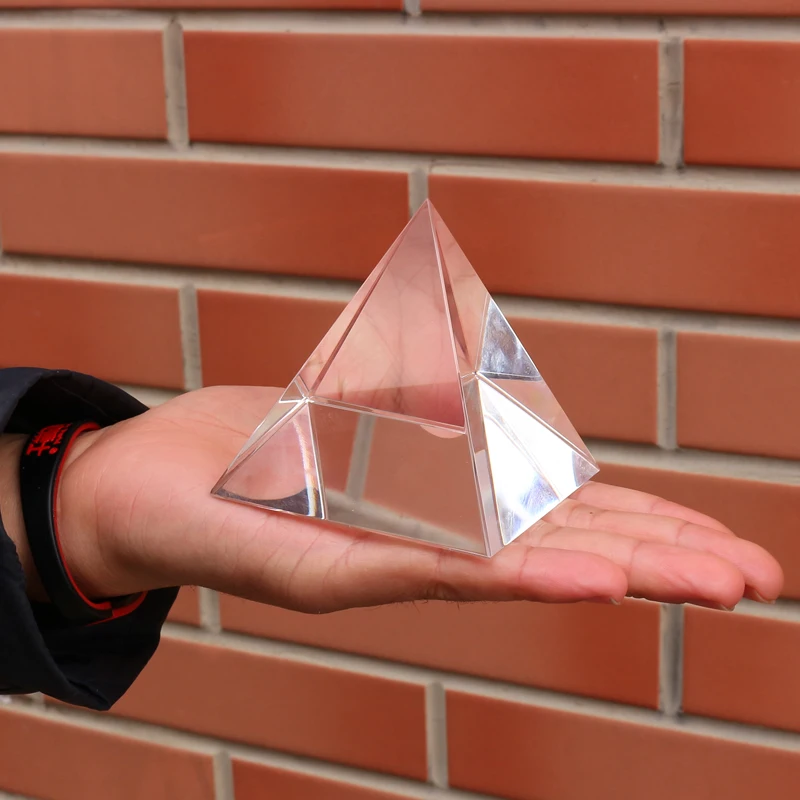 Оптическая призма кристальная пирамида прямоугольная физическая оптика