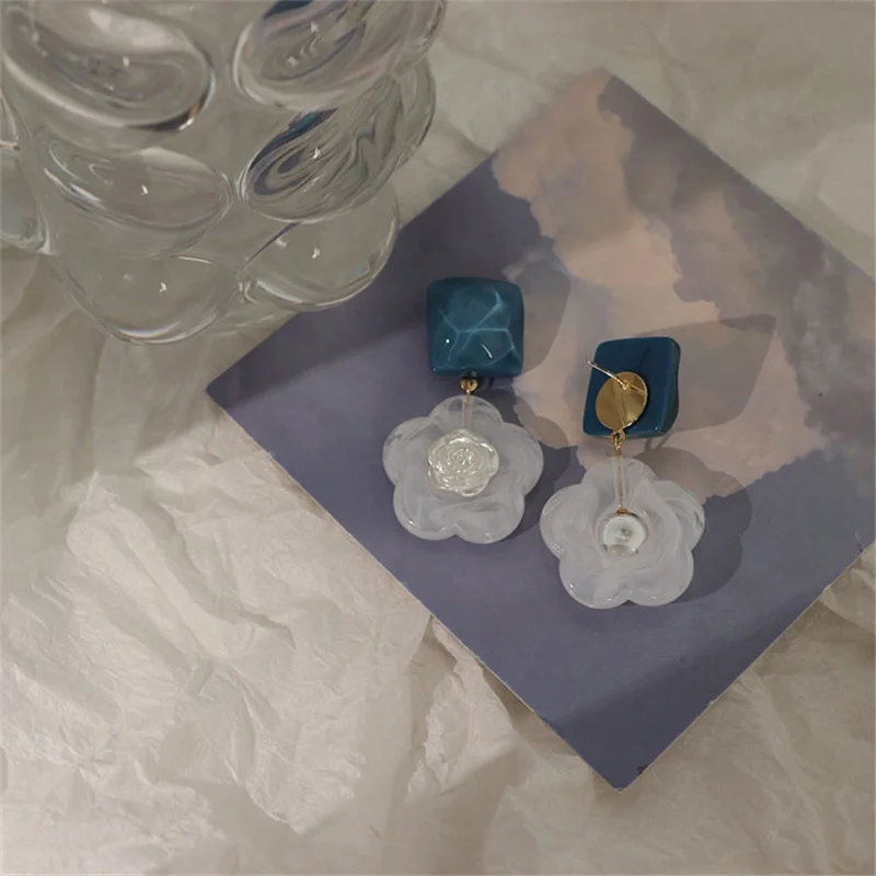 

2021 New Spring White Transparent Acrylic Rose Flower Earring Blue Water Ripple Square Metal Drop Earrings for Women Girl Gifts