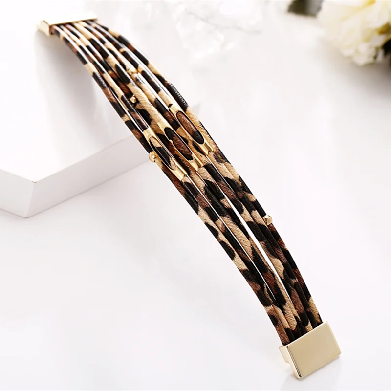 

Vintage Leopard Print Metal Magnetic Buckle Leather Bracelets for Women Bangles Fashion Jewelry