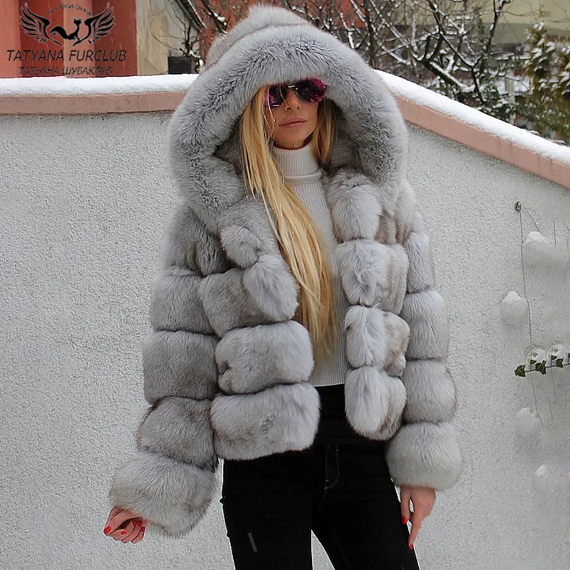 2022 New Light Grey Fox Fur Coats With Hood Winter Fashion Woman Overcoats Whole Skin Fox Fur Jackets Genuine Trendy Fur Coat