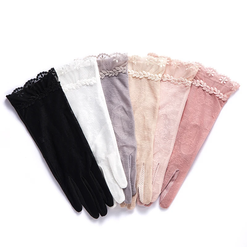 

Autumn Summer Women Gloves Stretchy Sexy Lace Short Tulle Full Finger Mittens Lotus Leaf Sheers Elegant Lady Driving Gloves