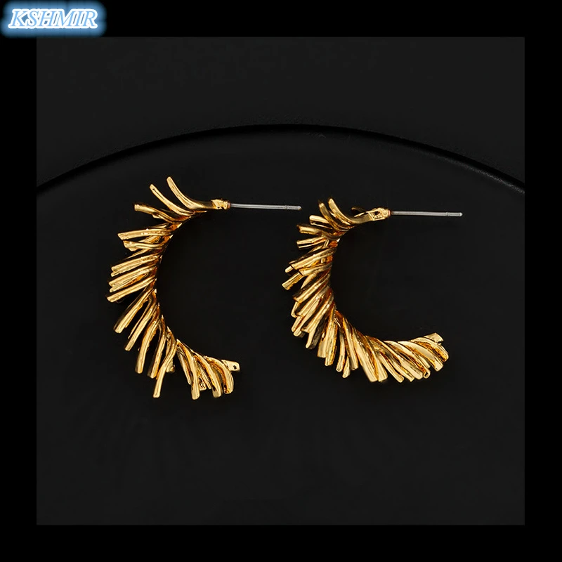 

Kshmir European and American fashion leaf female earrings gold plated fashion cold style exquisite wedding earrings wholesale