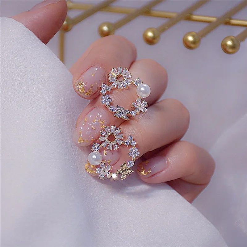 

Micro Pave Zircon Circle Butterfly Flower Stud Earrings For Women Etrendy New Jewelry Korean Delicate Earings Bijoux
