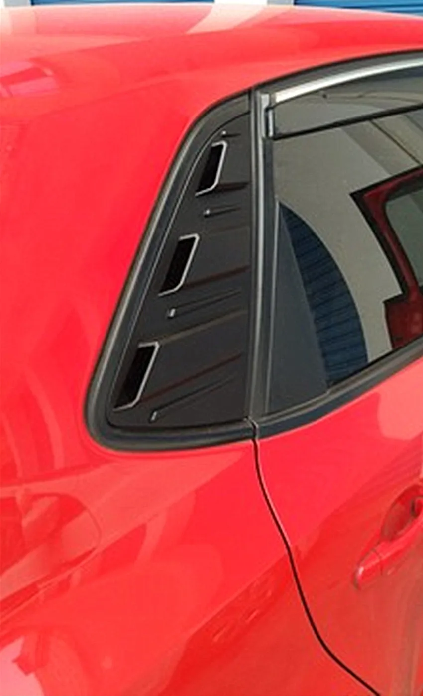 Декоративная накладка на заднее треугольное окно отделка с столбиком для нового