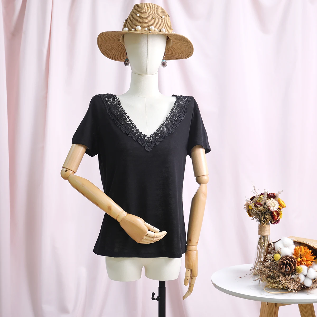

Short Sleeve t-shirt Embroidery Lace V neck Tees Women Summer Female T Shirt Vintage Elegant Shirts Top Women Clothing