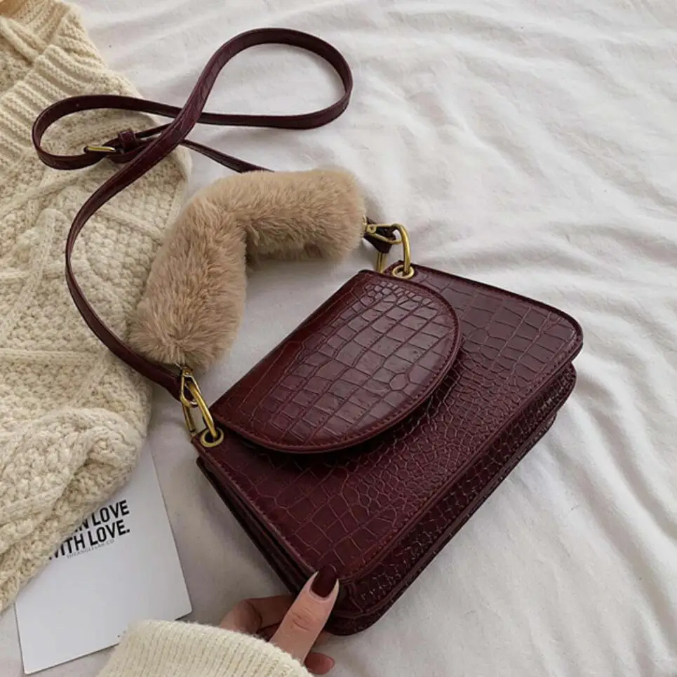 

Elegant Female Plush Tote Bag 2019 Winter New Quality Leather Women's Designer Handbag Crocodile pattern Shoulder Messenger Bags