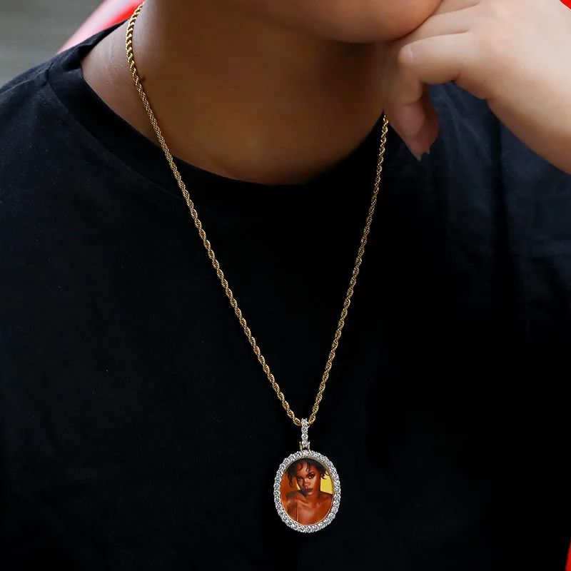 

Fashion Twist Chain Photo Necklace Copper Long Chain Statement Pendant Necklace Men & Women Hip Hop Jewelry Gifts