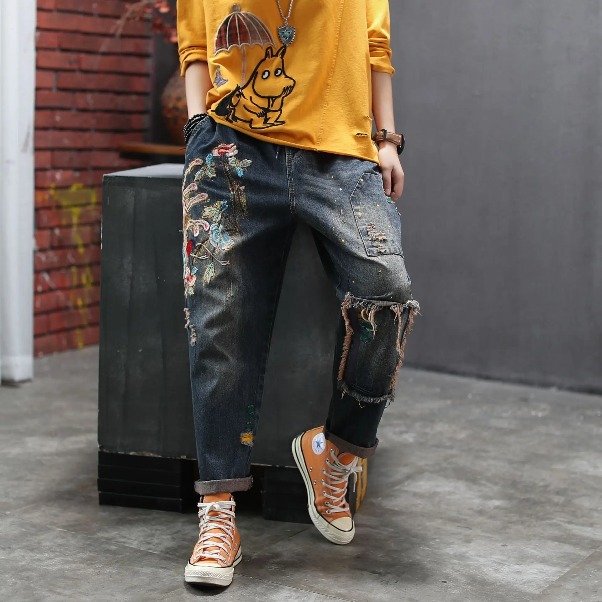 Streetwear Casual Ripped Denim Pants Autumn Retro High Quality Embroidery Floral Washed Jeans Women Elastic Waist Harem Trousers | Женская