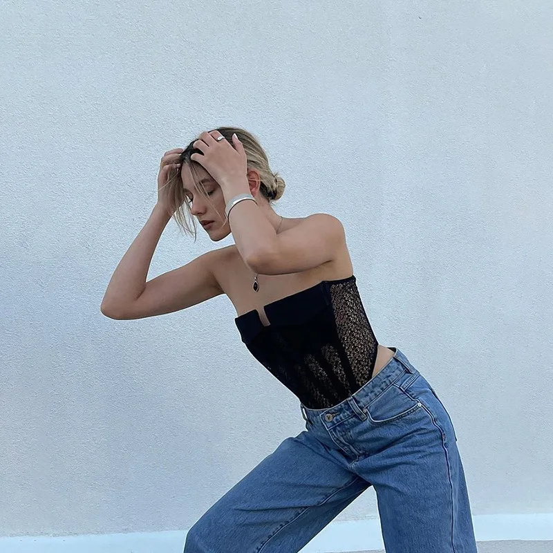 

Off-the-shoulder Women Lace Strapless Crop Tops Vests Female Sexy Backless white black Skinny Hollow Out Tank Crop Tops Summer