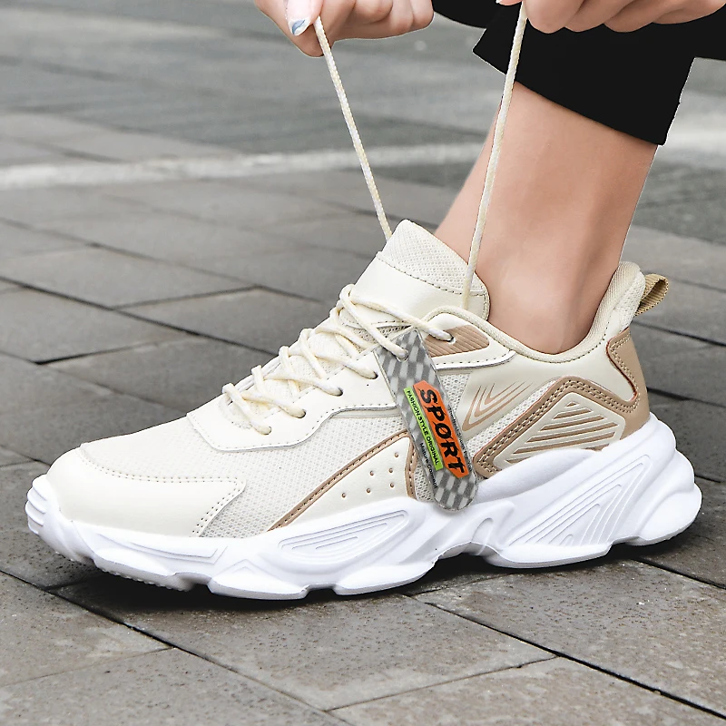 

White Casual Running Sneakers Women Sport Shoes Mesh 2021 Summer Outdoor Breathable Comfrotable Large Size Female Shoes