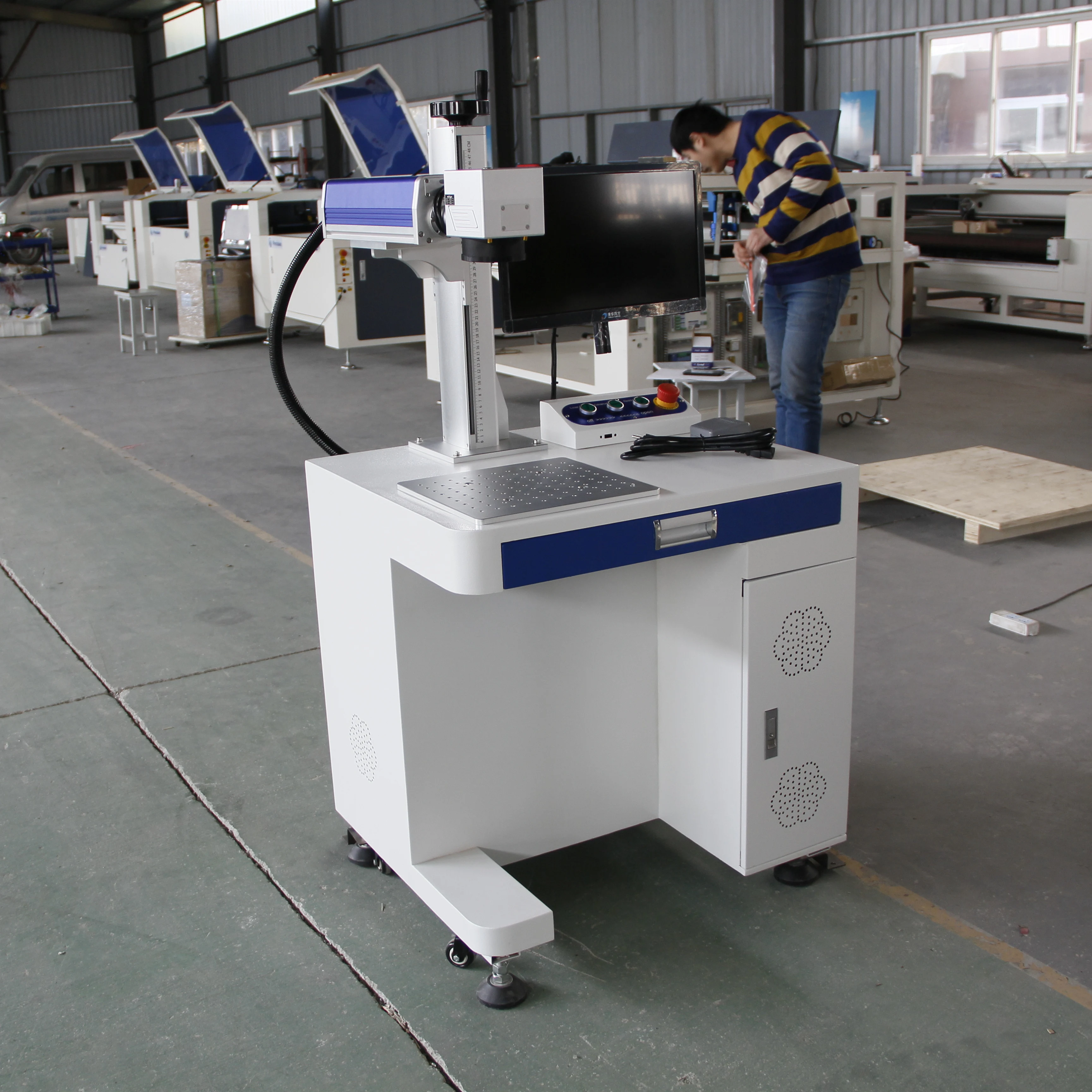 comprar Direto Da Fábrica 20w Raycus Máquina De Gravura Da Marcação Do Metal Do Laser Da Fibra Para O Ouro De Alumínio, Prata E Cobre Gravura