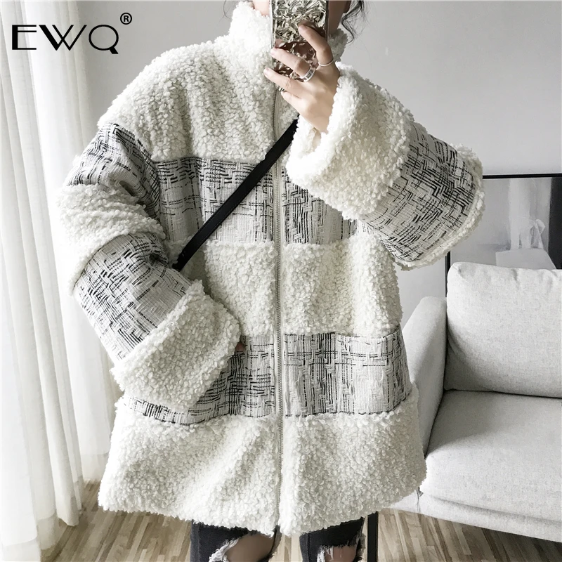 EWQ / 2019 New Fashion Autumn Winter Lapel Stitched Lamb Coat Men Beige High Street Loose Casual Tide Korean Male 9A351 |