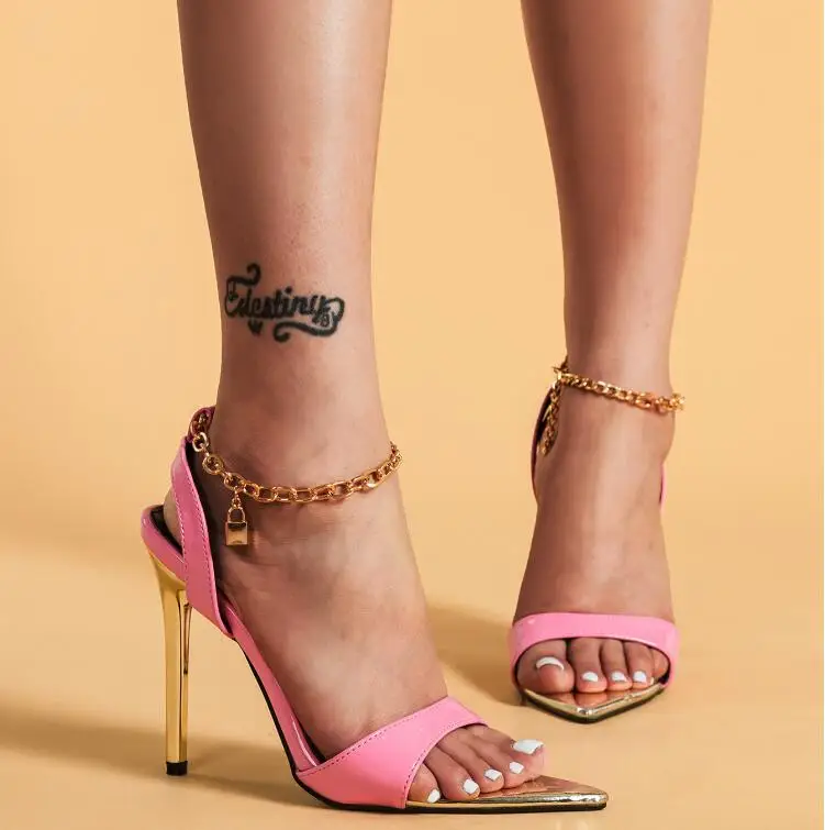 

2021 Summer Thin High Heels Women's Shoes Fashion Sexy Metal Decoratio Cross-Tied Retro Patchwork Head Peep Toe Sandals