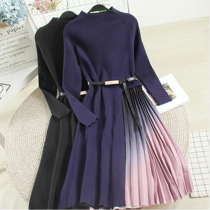 Женское трикотажное платье-свитер темно-синее плиссированное платье с