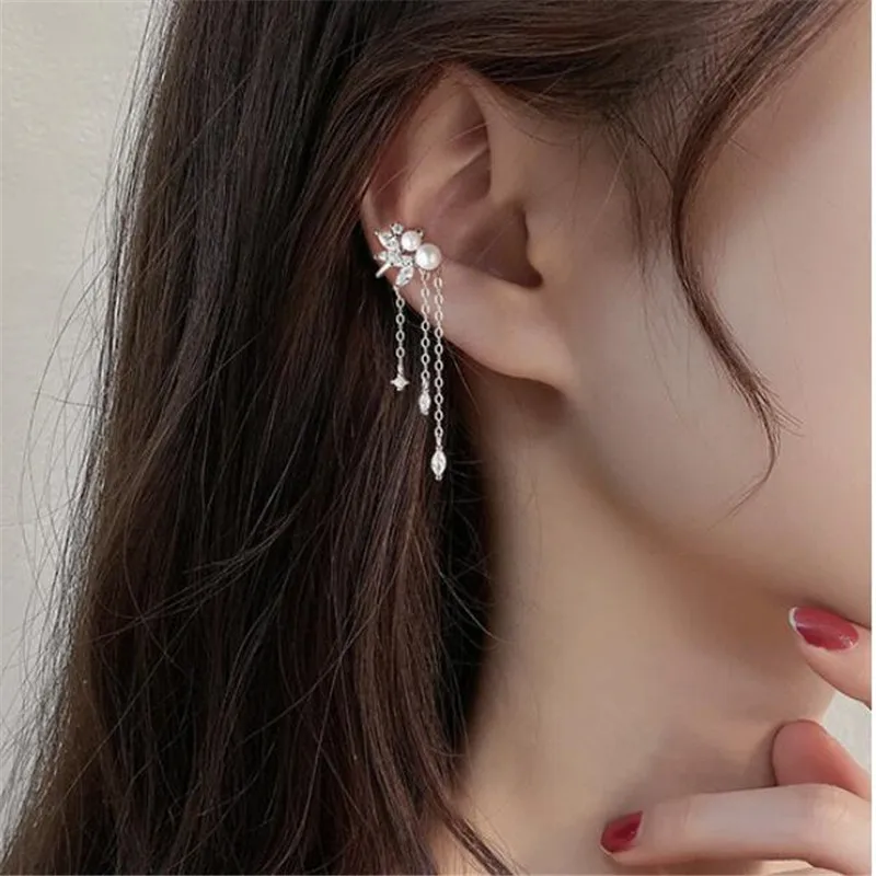 

Серьги-клипсы женские из серебра 925 пробы с цирконом, 1 шт.