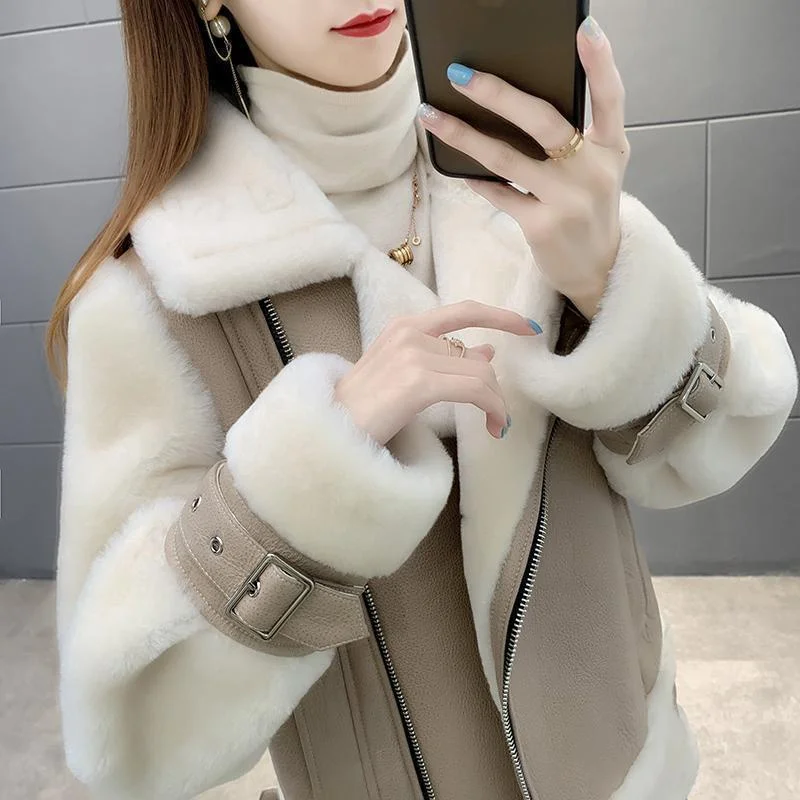 

Women Fashion Lamb Leather Clothing One 2022 Autumn/Winter New Fat Sister Short Winter Padded Jacket Tide Female Loose CoatA27