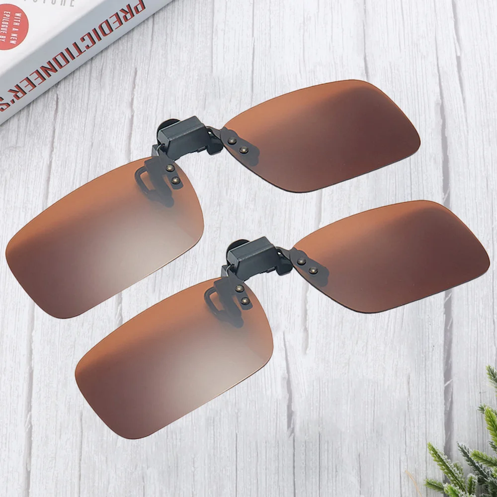 

2pcs Light Sunglasses Clip Pieces Square Metal Simple Light Sunglasses Clips for Outdoor (