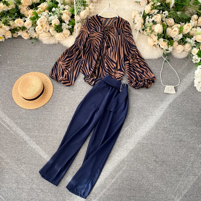 Женский костюм ALPHALMODA шифоновый топ с V-образным вырезом и полосатыми