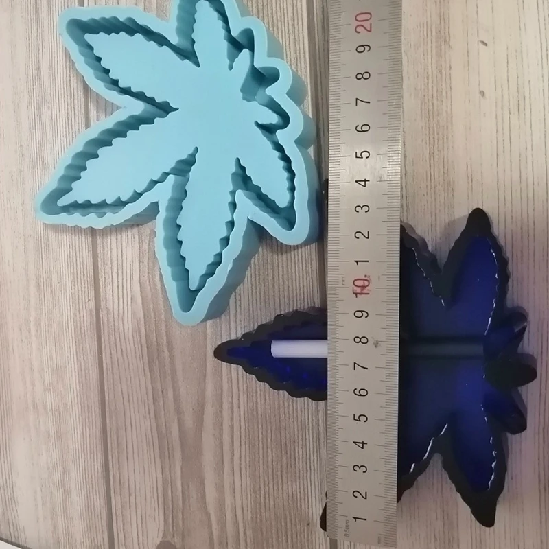 

DIY Coaster Cup Pad Resin Mold Maple Leaf Shape Potleaf Ashtray Silicone Mould