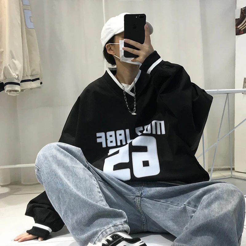 

Sweater men's autumn and winter Korean style loose pullover v-neck coat student super fire clothes
