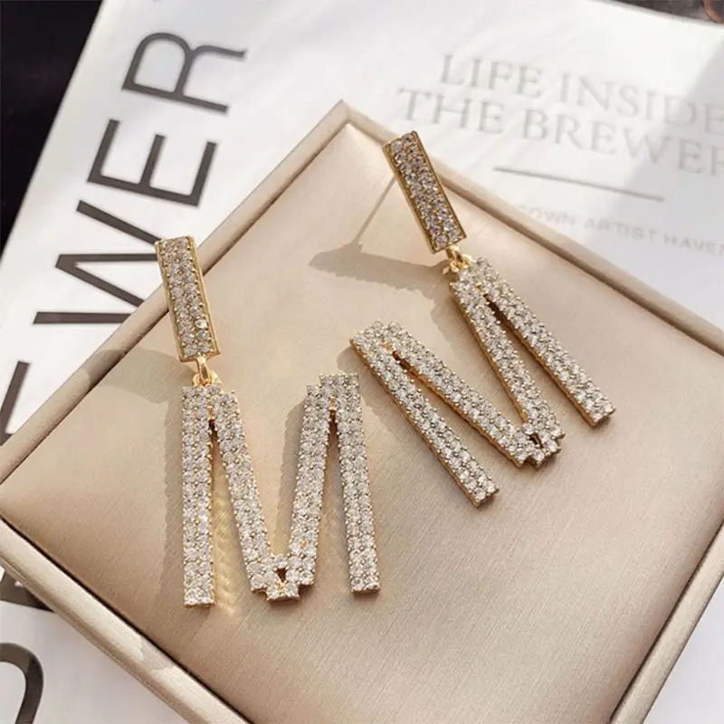 

Letter M Drop Earrings for Women Alphabet Crystal Earrings Bridal Big Long Wedding Earrings Party Jewelry E56A
