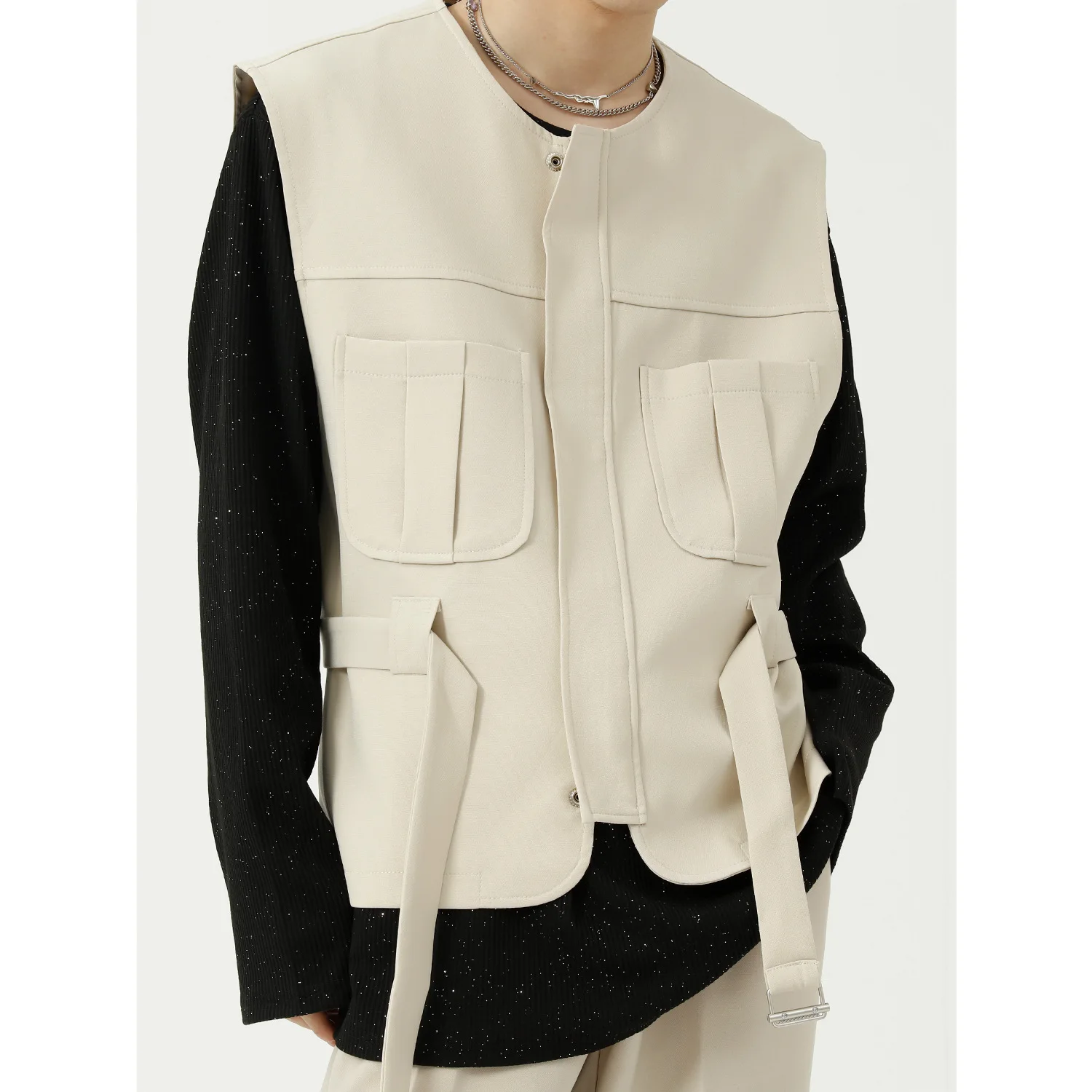 

Autumn Vest Men Korean Belt Design Tooling Vest Male Solid Color Streetwear Fashion Casual Vest Jacket Waistcoat Man