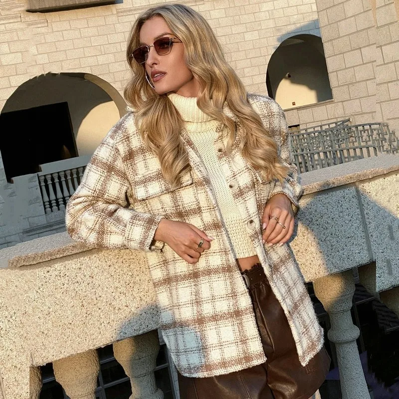 

Plaid Tweed Coat Women Winter 2021 Fahsion Warm Turn-down Collar Single Breasted Jackets Vintage Shirt Coats Women Outwear