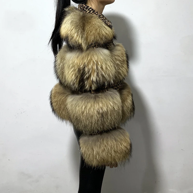 rf1930 Promotion Luxury Full Pelt Natural Raccoon Fur Striped Coat Women Zipper Long Sleeve Winter Real Fur Jacket