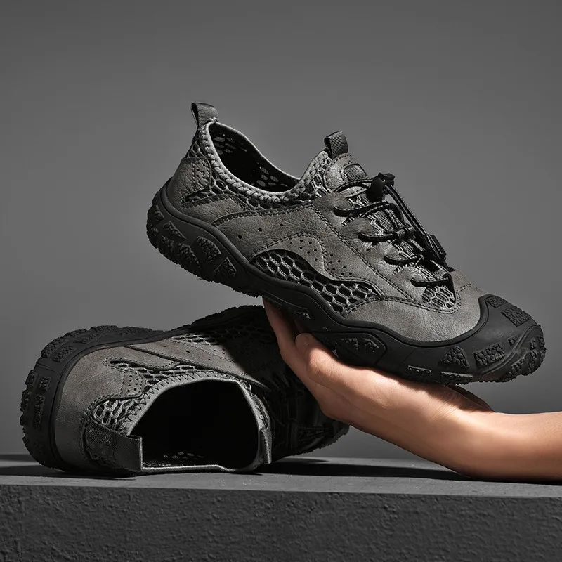 

Famous Brand Light Soft Designer Shoes Men Hollow Out Non-slip Outdoor For Comfortable New 2021 Handmade Men's Wear-resistant