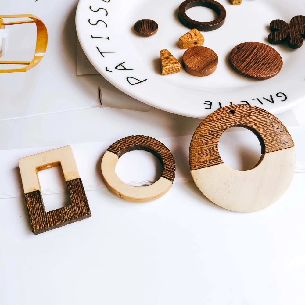 

ZEROUP Wooden Round Square Eardrop Beads Pendant Earrings Accessories Necklace Charms Jewelry Finding Diy Material 6pcs