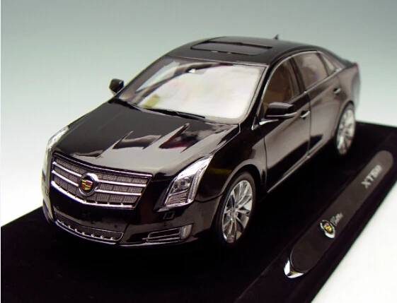 

1:18 Diecast Model for GM Cadillac XTS 2014 Black Sedan Alloy Toy Car Miniature Collection Gifts ATS