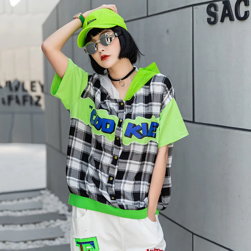 

Vefadisa Plus Size Plaid Print Women T-shirt 2020 Summer Button Decoration Short Sleeve Hoodie Women T-shirt Casual QYF2730