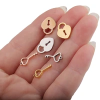 5pcsstainless steel mirror polished hollow love key couples connector lock couple necklace fashion charms jewelry making finding