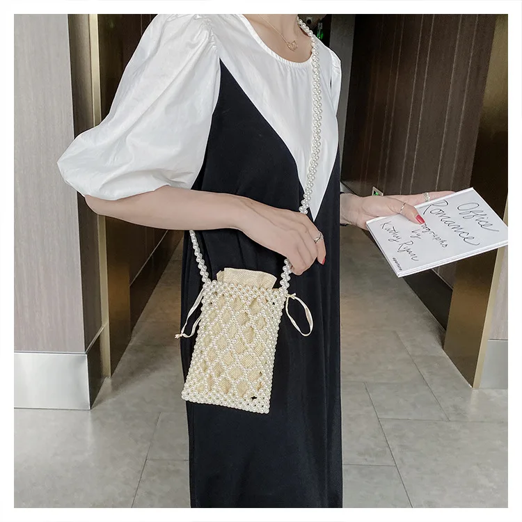 

2021 Женская миниатюрная Милая ранняя сумка, повседневная плетеная сумка-мессенджер, модная плетеная Сумка через плечо с жемчугом, характерн...