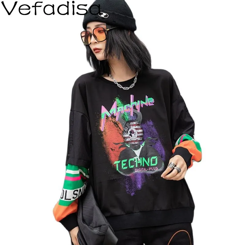 

Hoodies & Sweatshirts