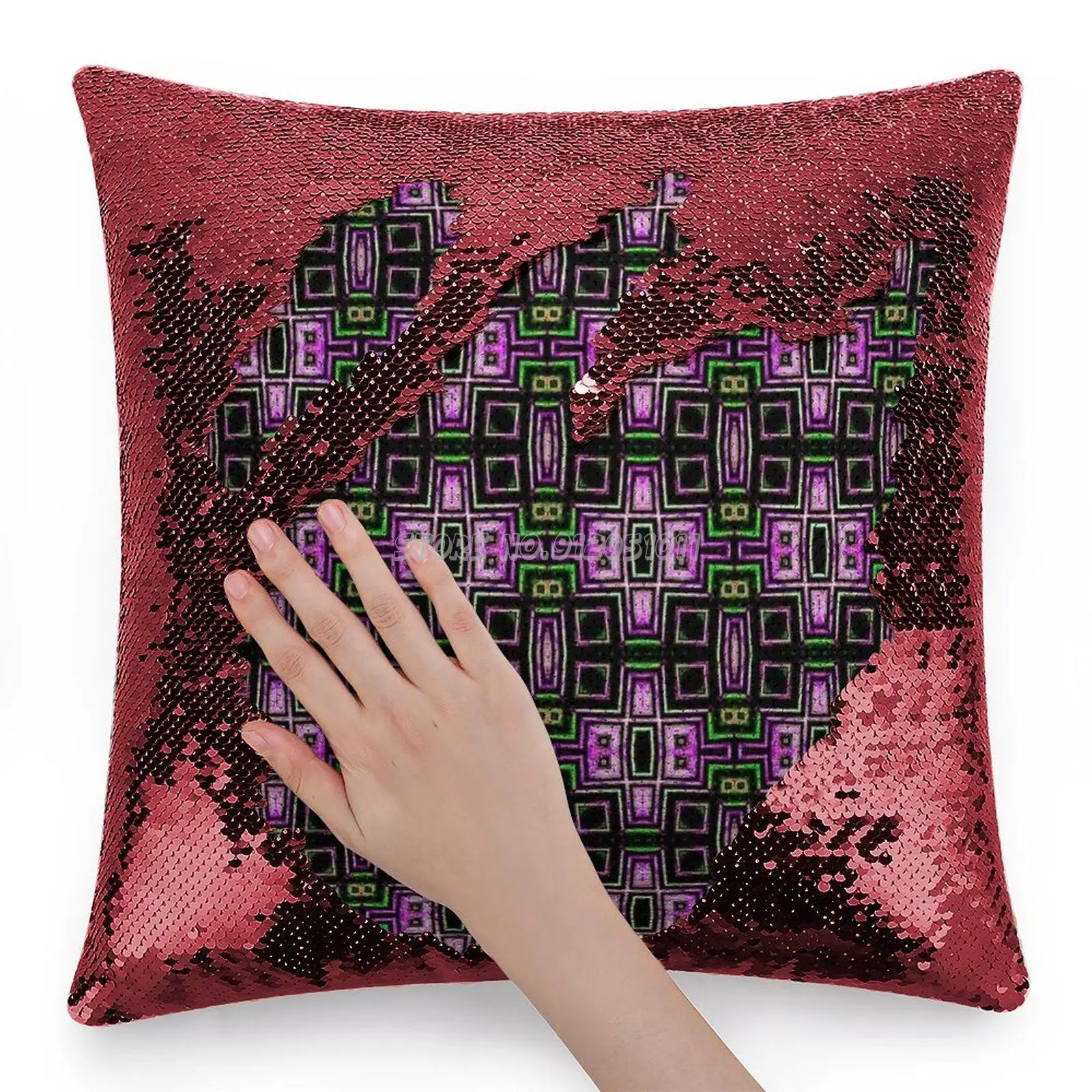 Декоративная наволочка с блестками и разноцветными для детской комнаты подушки