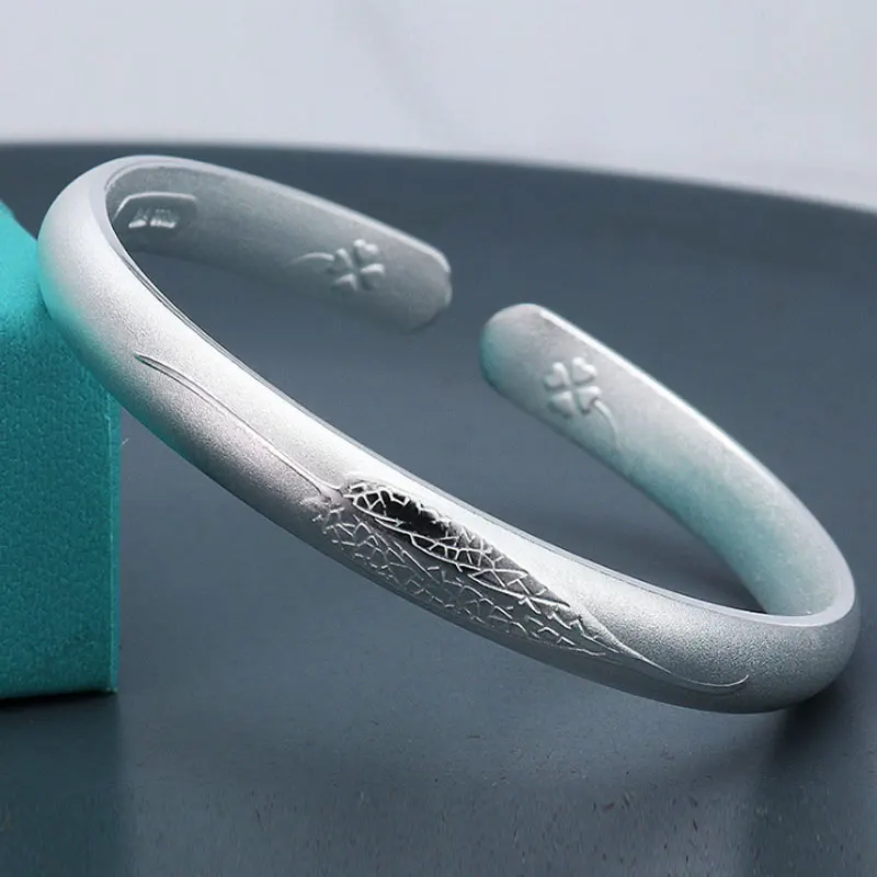 

S999 Pure Silver Bracelet Genuine Silver Jewelry Simple Fashion Relief Gift For Girlfriend Bracelet