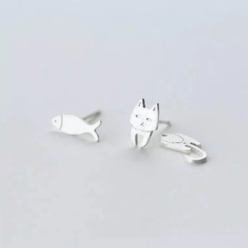 

2pcs Fashion Asymmetry Solid Color Stud Earrings Animal Fish Cat Stud Earrings For Women Personality Jewelry Gifts
